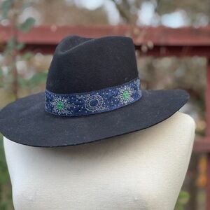 Lack Of Color Black Hat